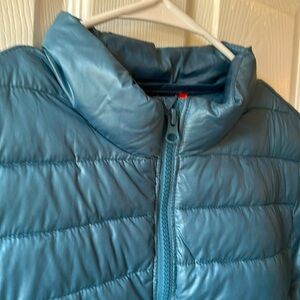 Primary brand men’s size large lightweight puffer jacket